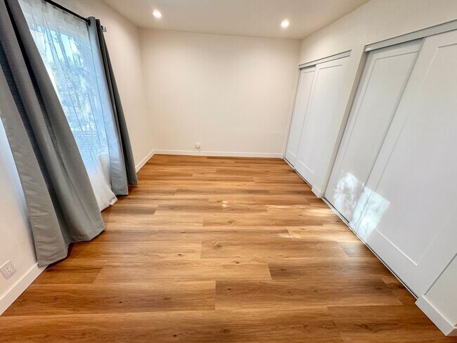 Building Photo - Beautifully Remodeled 3-Bedroom Home in Al...