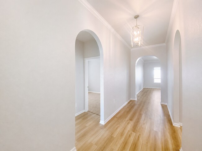 Building Photo - AVAILABLE SOON! APPLY ON OUR WEBSITE!