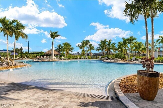 Building Photo - 3495 Acapulco Cir