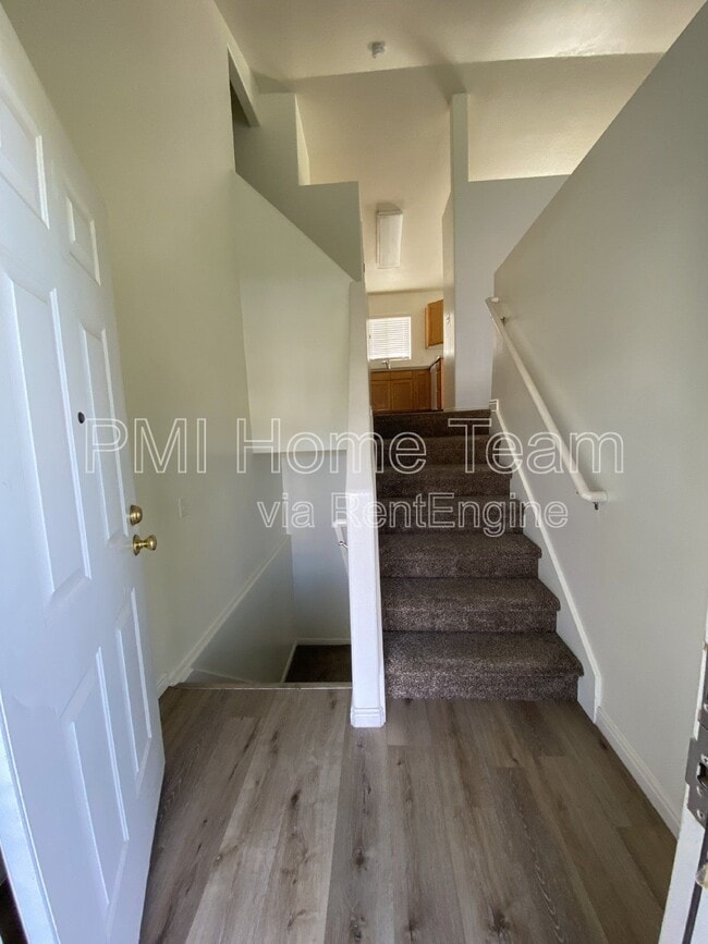 Building Photo - 1639 W 600 N