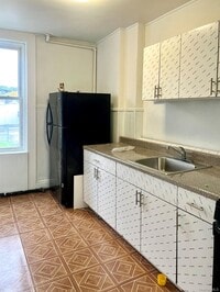 Building Photo - 88-15 Jamaica Ave