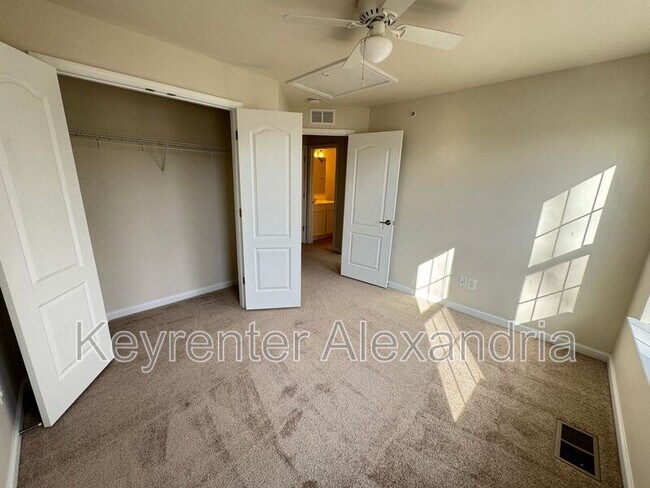 Building Photo - 4834 Dane Ridge Cir