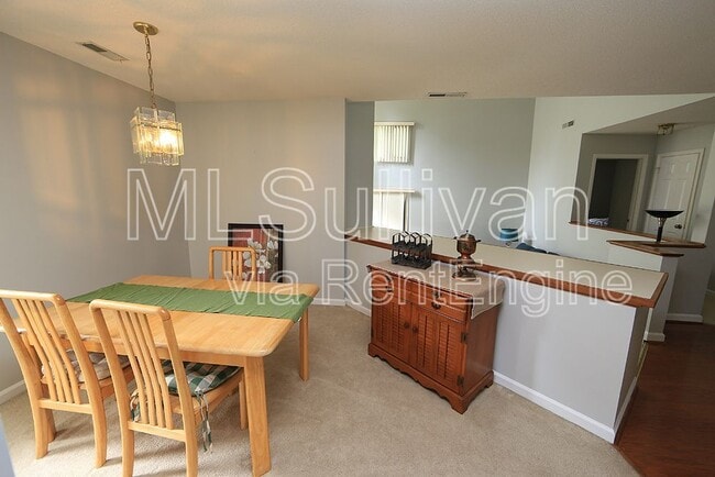 Building Photo - 4320 Beechnut Ln
