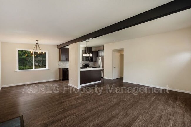 Building Photo - 12126 SE 160th St