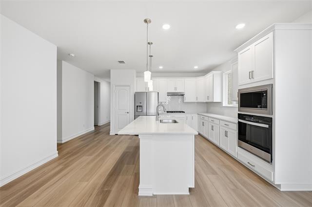 Building Photo - 14518 Lovelace St