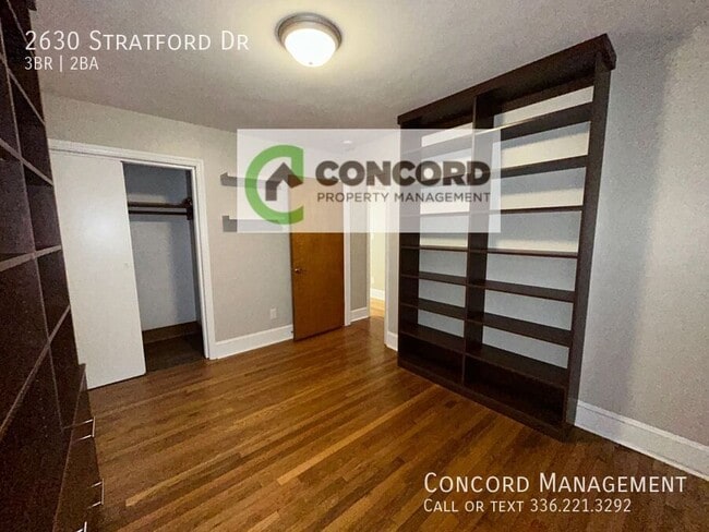 Building Photo - 2630 Stratford Dr