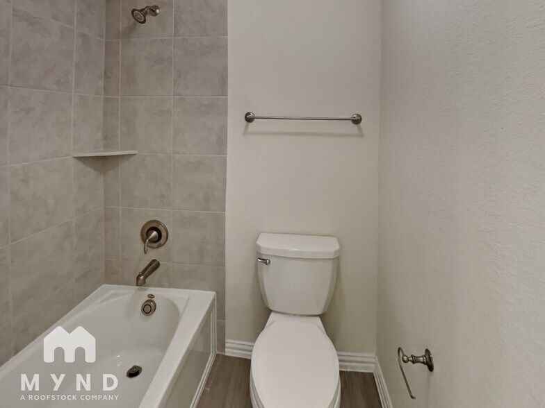 Building Photo - 14880 Gilley Ln
