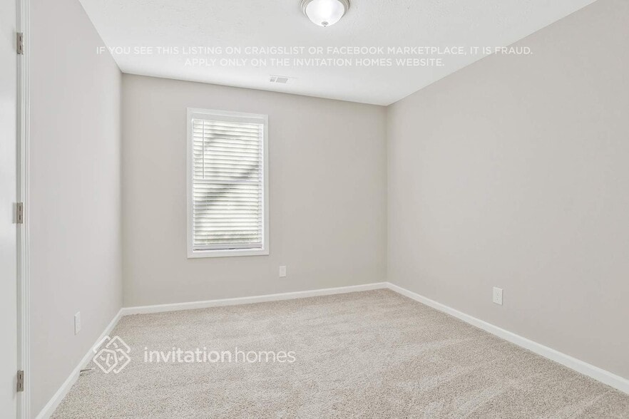 Building Photo - 805 Riverstone Ln