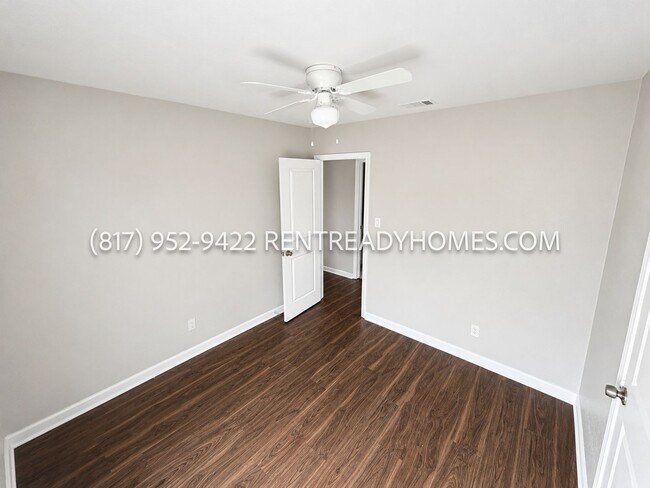 Building Photo - 3811 O B Crowe Dr