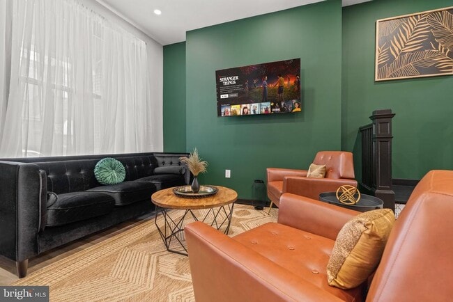 Building Photo - 2232 S 17th St