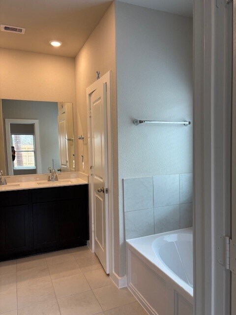 Building Photo - 5106 Juniper Lagoon Ln