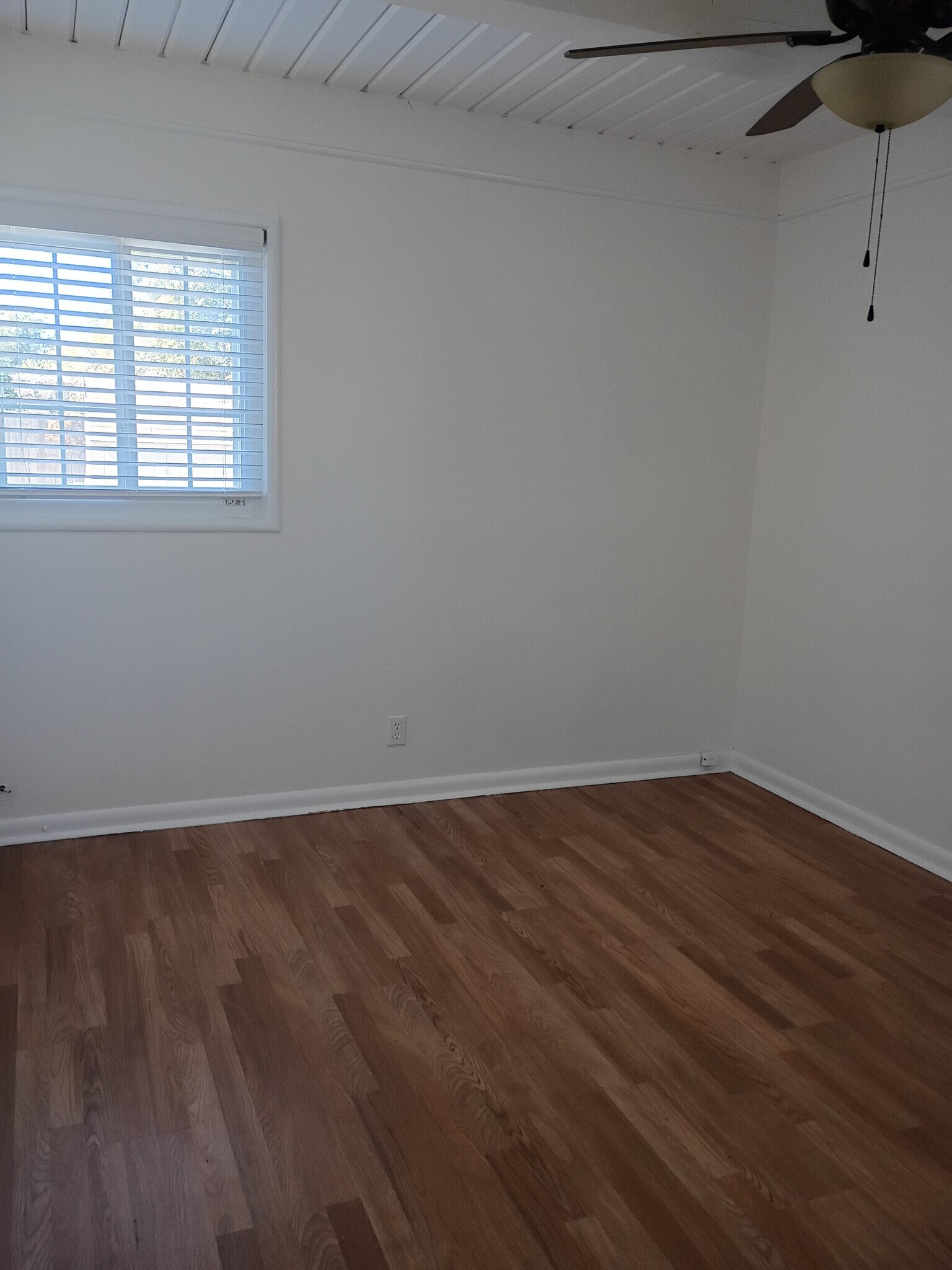 Building Photo - 5605 Layton Dr