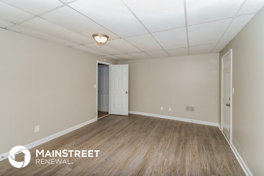 Building Photo - 2690 Abby Brooke