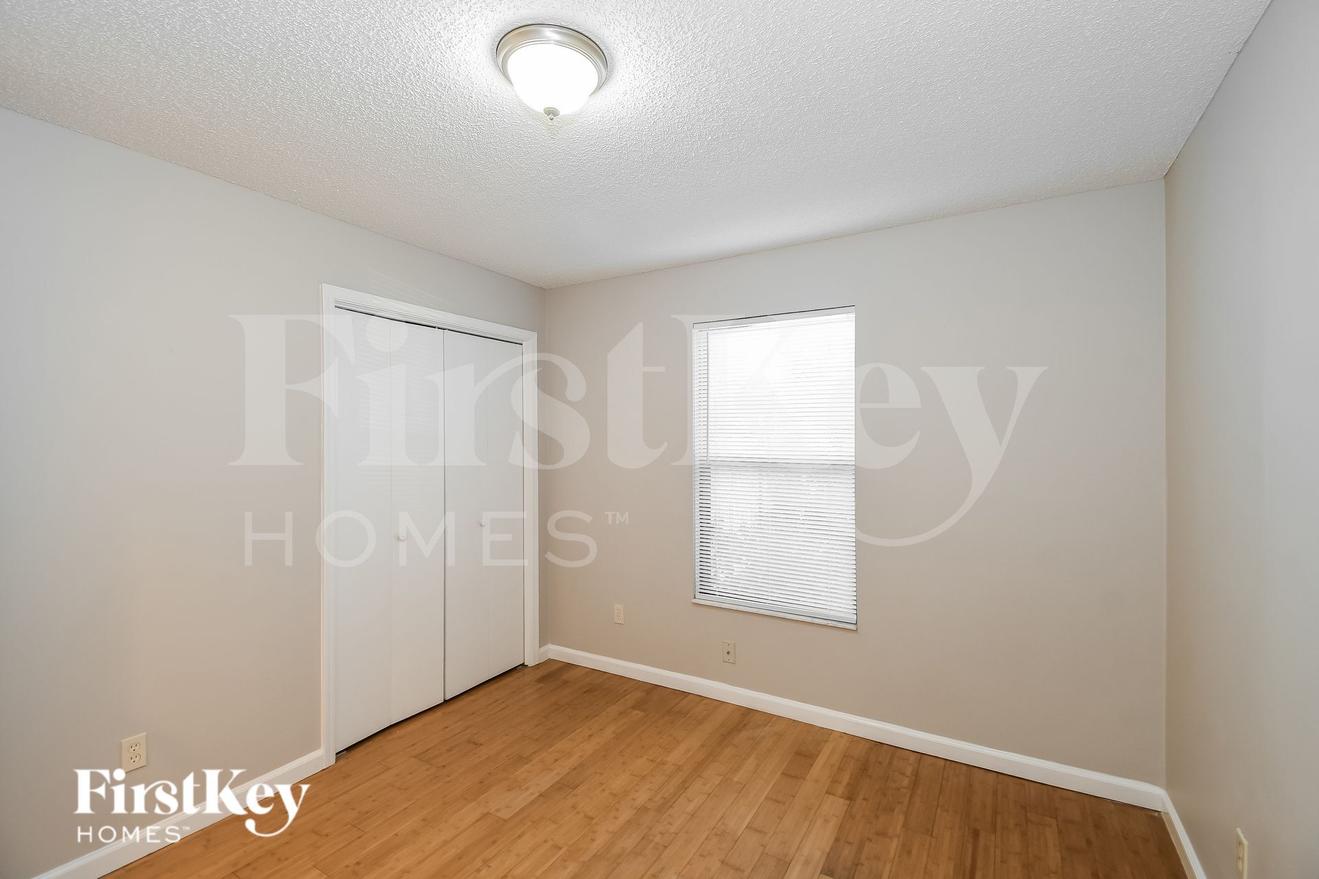 Building Photo - 2462 Ridgecrest Ave