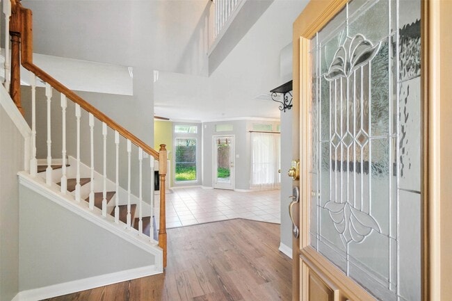 Building Photo - 10222 Thornmont Ln