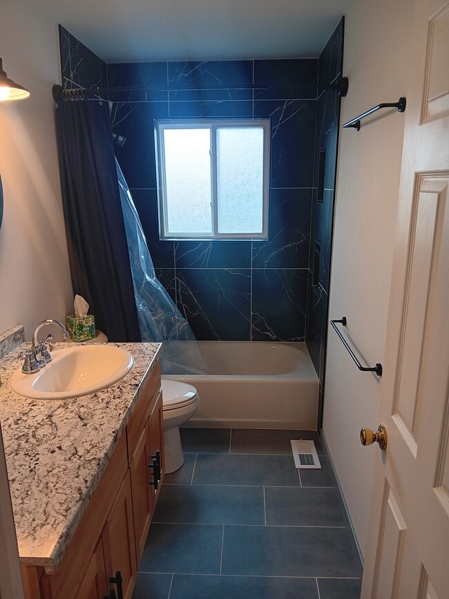 Building Photo - 4438 S Xenophon St