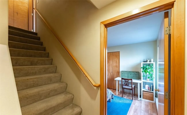 Building Photo - $500 off 1st month's rent! Short Term Lease Only, Charming 3 Bed, 1.5 Bath with Big Yard