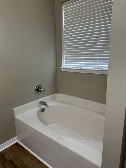 Building Photo - 316 Peoria Blvd