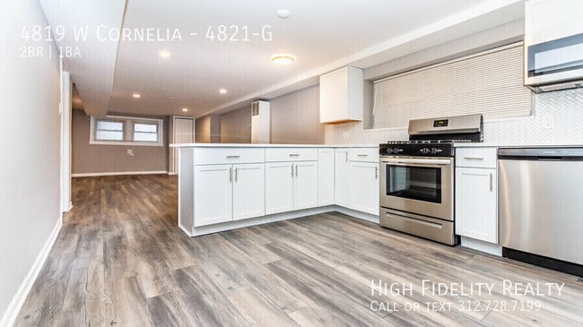 Building Photo - 4819 W Cornelia-4821-G