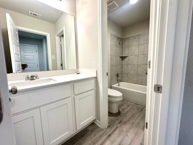 Building Photo - COMING SOON - MID MAY