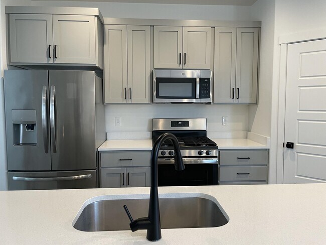 Building Photo - 517 S 1080 W