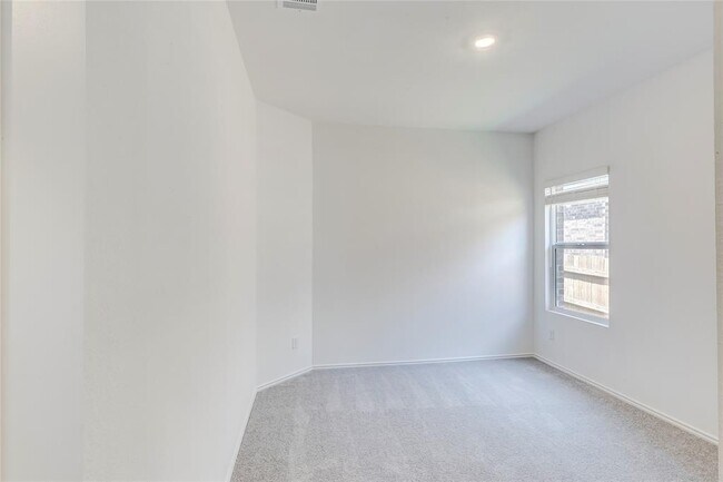 Building Photo - 165 Cibolo Crk Lp