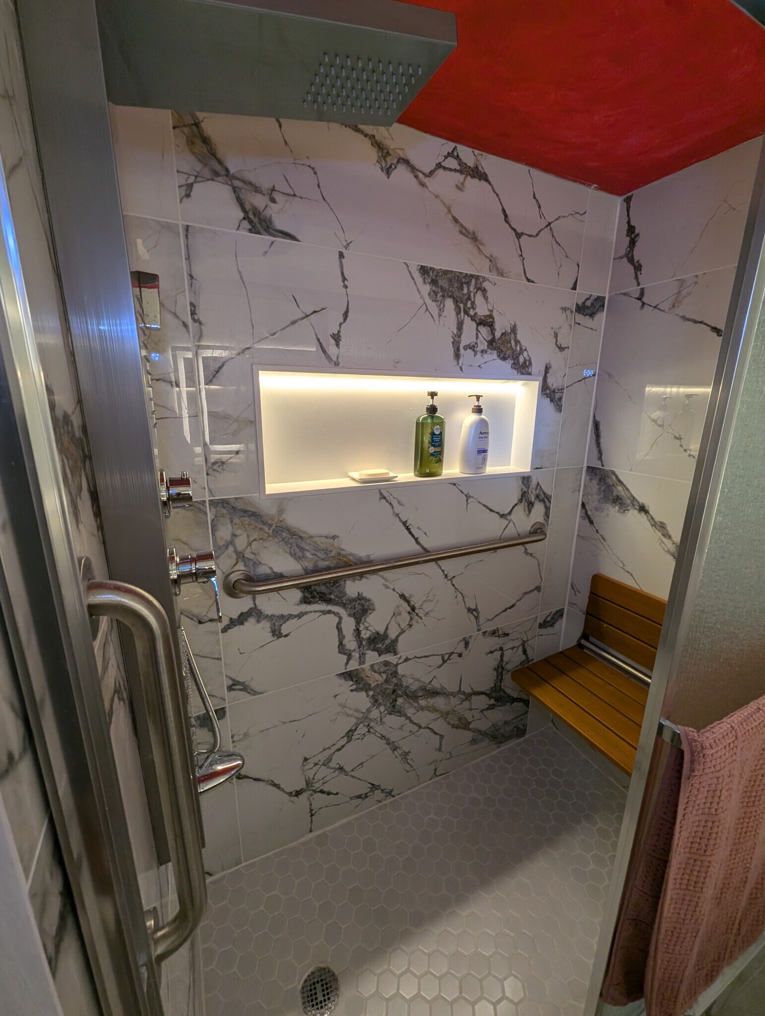 Building Photo - 8724 Tall Pine Ln