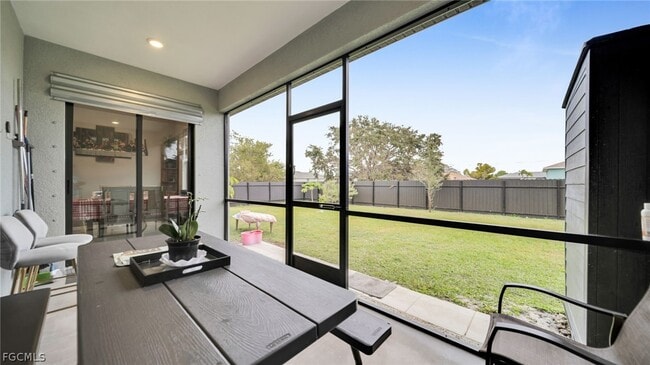 Building Photo - 221 Chiquita Blvd N