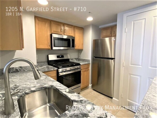 Building Photo - Beautiful Condo at Popular Station Square,...