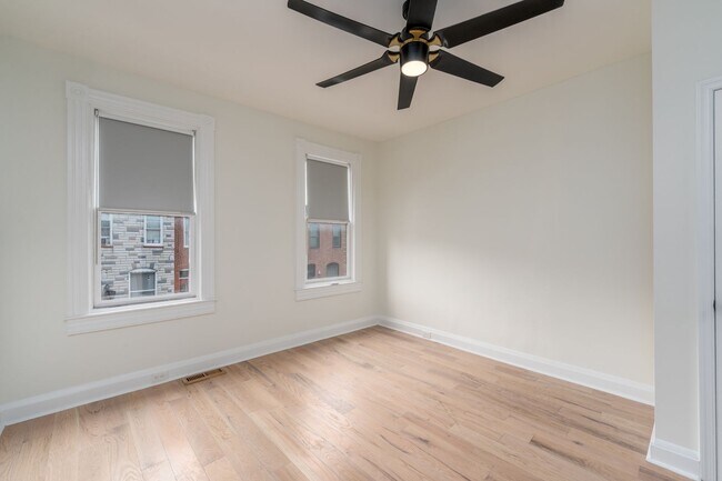 Building Photo - 432 S Robinson St