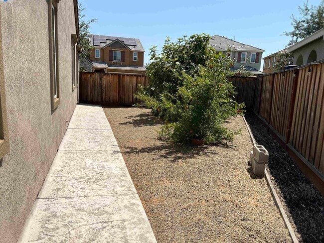Building Photo - 5463 Alvar Lp