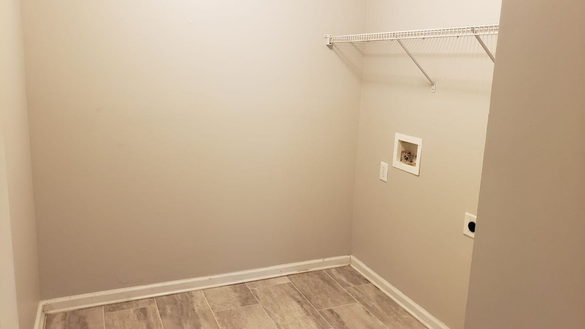 Building Photo - 630 Red Fox Ln