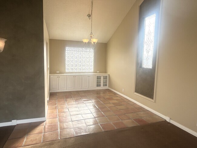 Building Photo - 1094 Gravel Hills Dr