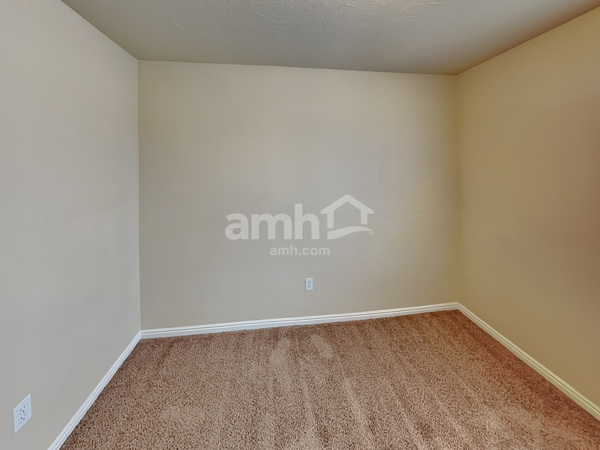 Building Photo - 5252 S 4300 W