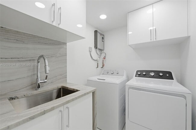 Building Photo - 22384 Thousand Pines Ln
