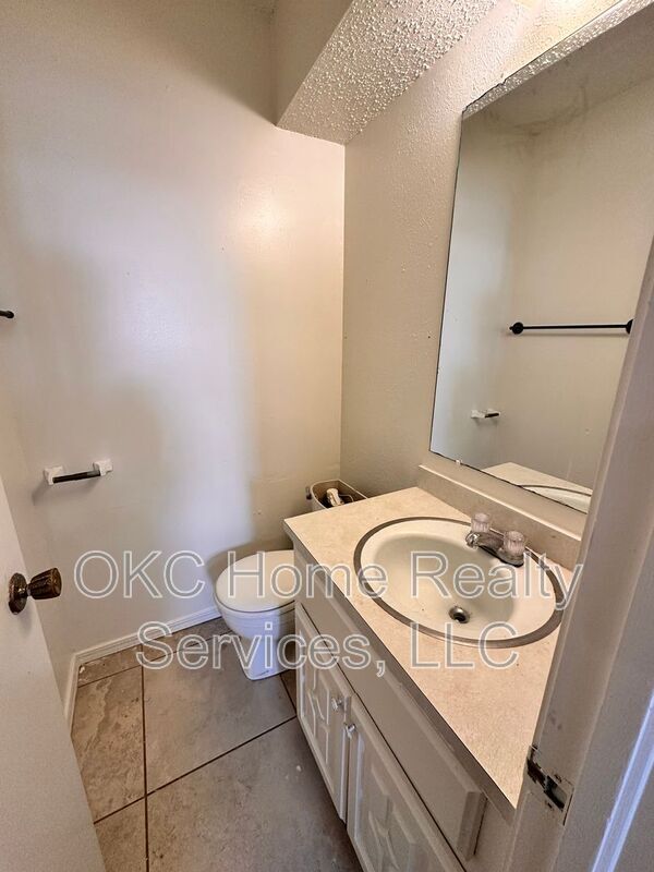 Building Photo - 9817 Grimsbey Ct