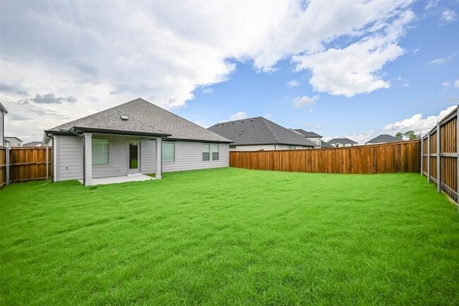Building Photo - 946 Olive Dr