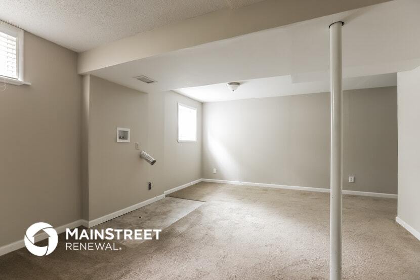 Building Photo - 1523 NE Westwind Dr