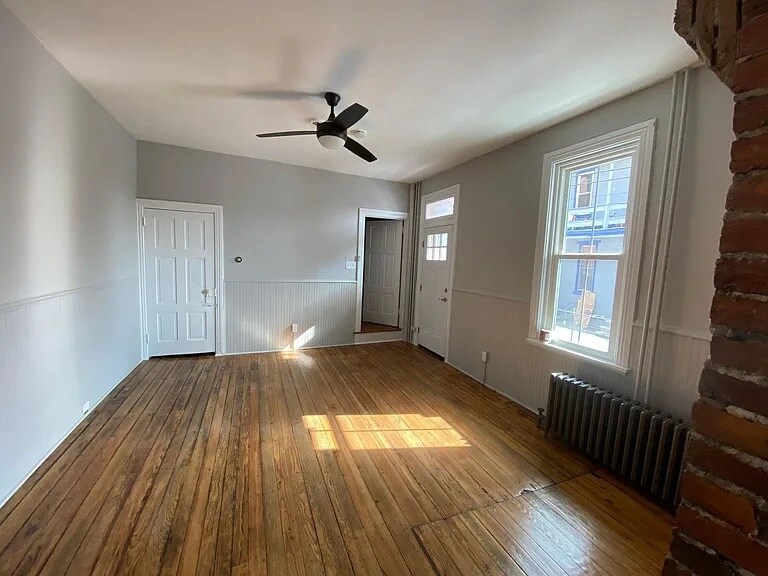 Building Photo - 130 N 3rd St