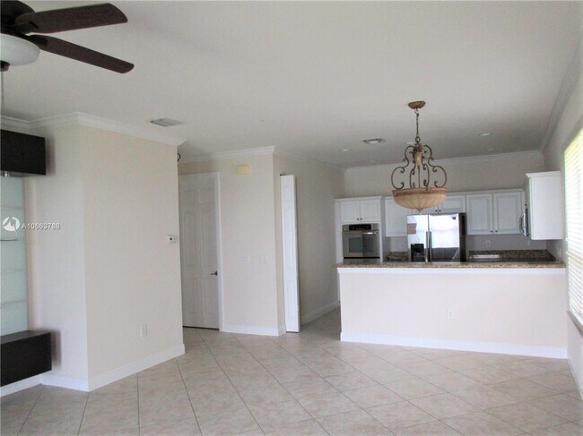 Building Photo - 17992 41st SW St