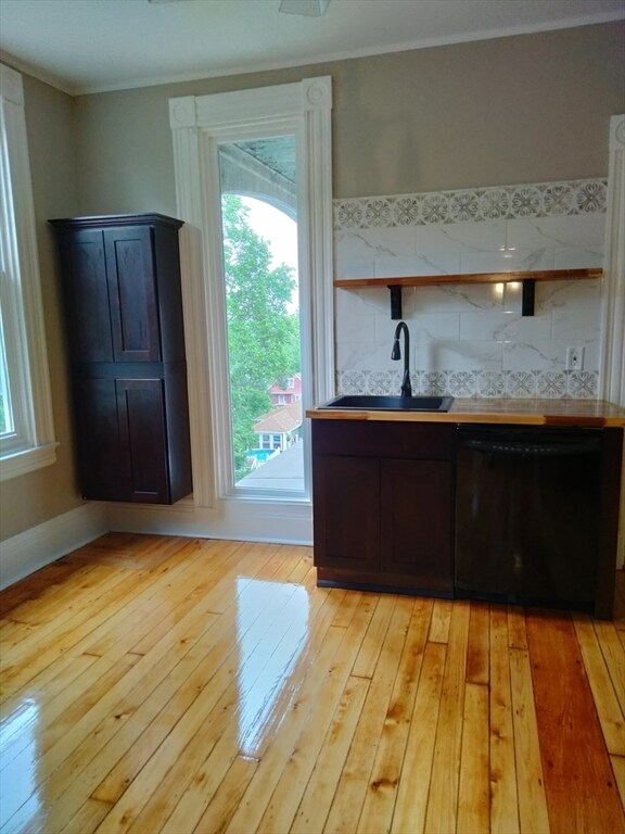 Building Photo - 764 Rock St