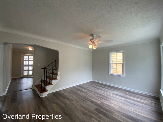 Building Photo - 3 br, 1 bath House - 19601 Sunset Dr