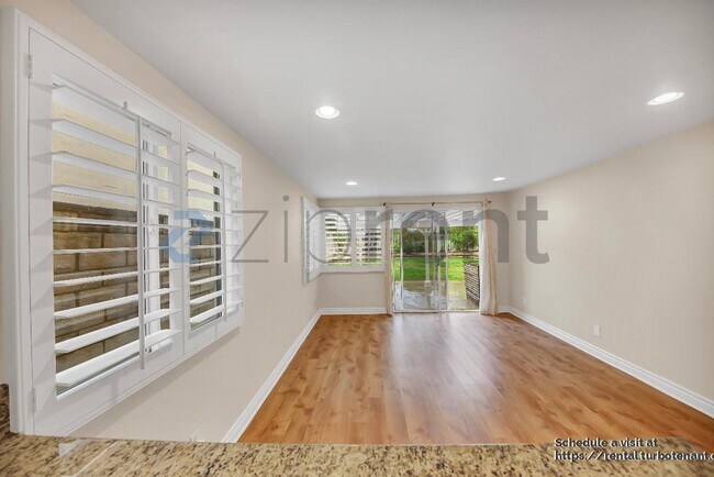 Building Photo - 25832 Browning Pl