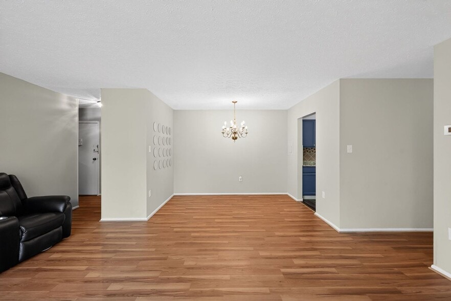 Building Photo - 5200 Newton St