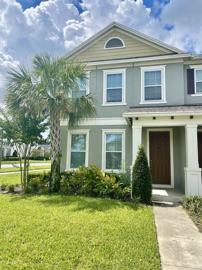Building Photo - 15621 Honeybell Dr
