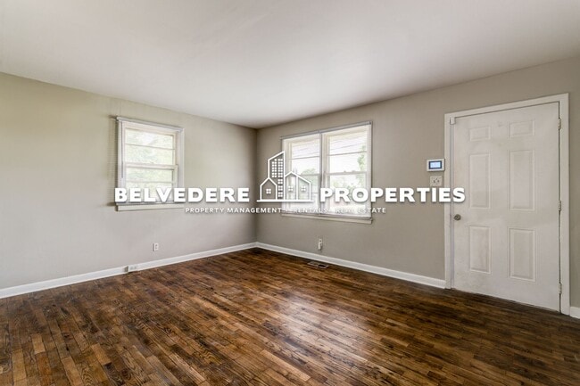 Building Photo - 1607 Eastwood Ave