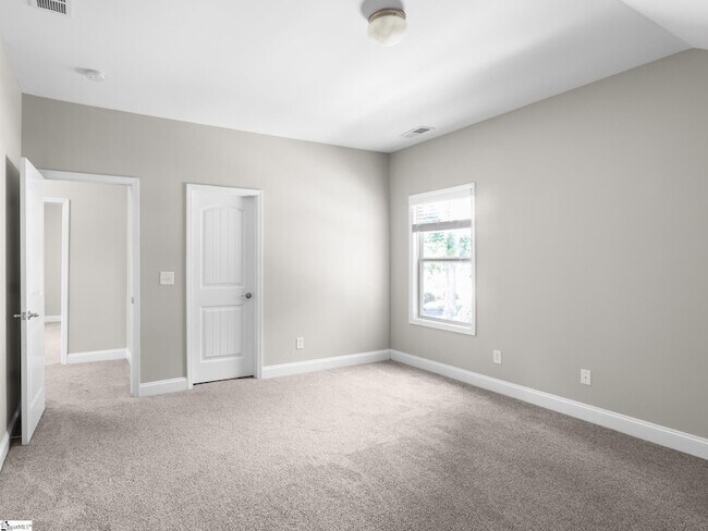 Building Photo - 108 Ariel Way