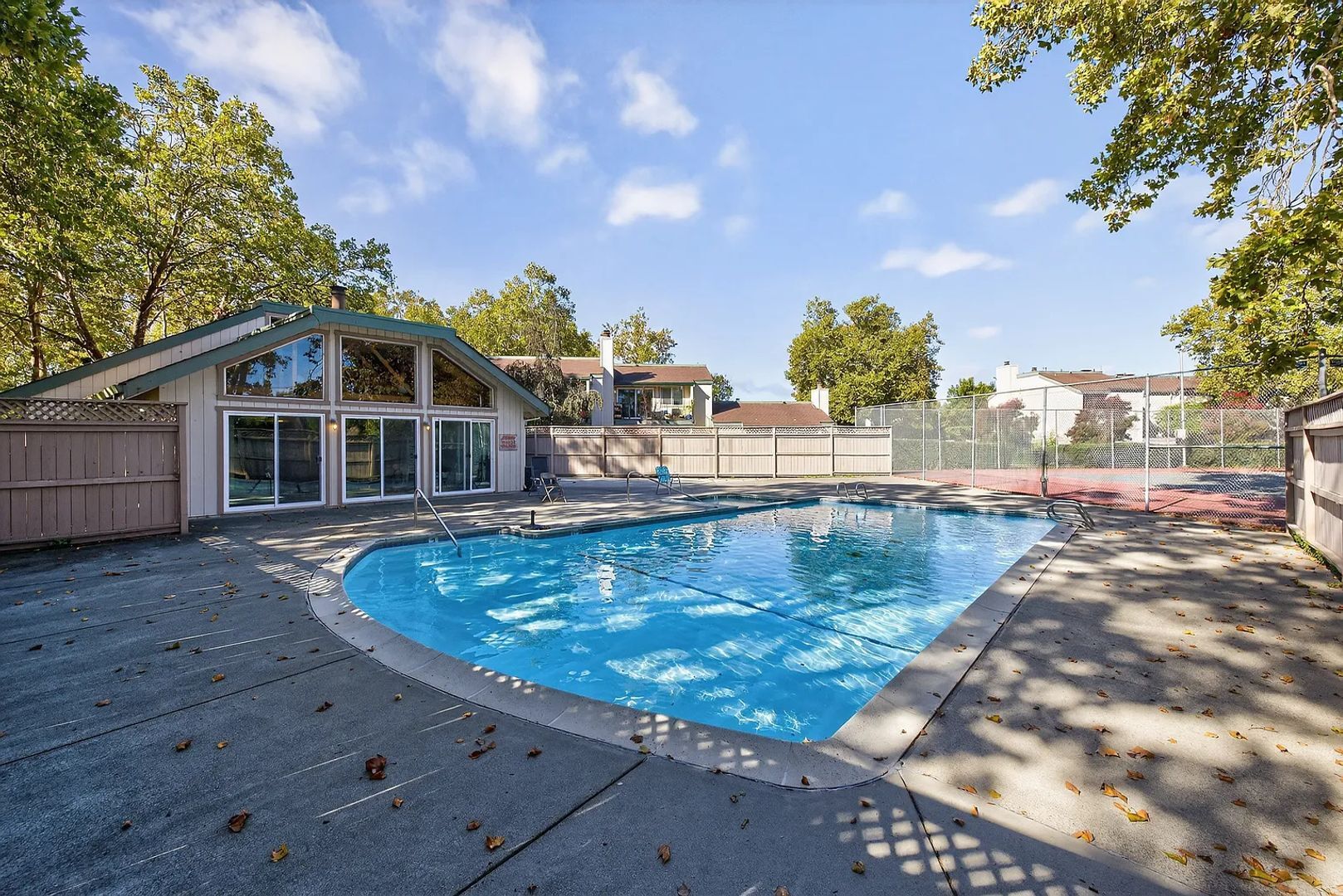 Building Photo - 211 Stony Point Rd