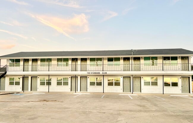 Building Photo - 5438 40th St