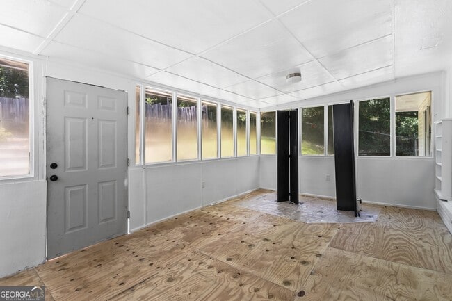 Building Photo - 2923 Bicentennial Dr SW